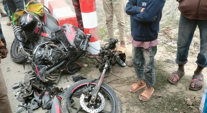 ভূরুঙ্গামারীতে নসিমন ও মোটরসাইকেল মুখোমুখি সংঘর্ষে পিতা এবং পুত্র নিহত