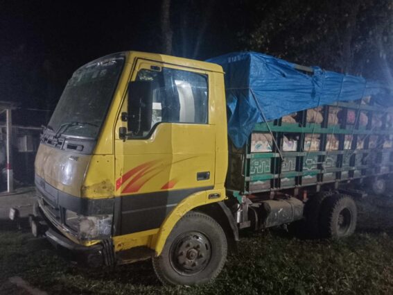 তাহিরপুরে ১২০ বস্তা ভারতীয় পেঁয়াজ ও ইউপি সদস্য সহ আটক-২