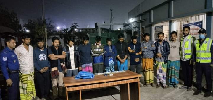 সাভারের অভিযান চালিয়ে ২০ জুয়ারীকে আটক করেছে পুলিশ