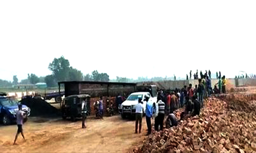 রাণীশংকৈলে দুই ইটভাটা মালিককে ২ লাখ টাকা জরিমানা