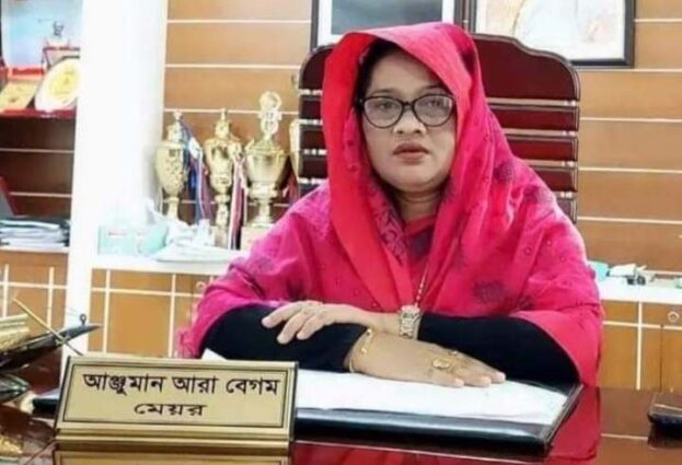 ঠাকুরগাঁওয়ে মেয়রের বিরুদ্ধে কাউন্সিলরদের অবস্থান, চলছে কর্ম বিরতি