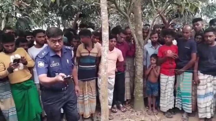 বাড়ির সবাই ঈদের নামাজ পড়তে গেলে বাড়িতে একা পেয়ে গৃহবধূকে গলা কেটে হত্যা,প্রেমিক উধাও