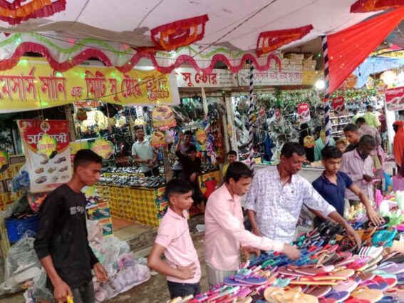 সুনামগঞ্জের হাওরাঞ্চলেও শেষ সময়ে জমজমাট ঈদ বাজার