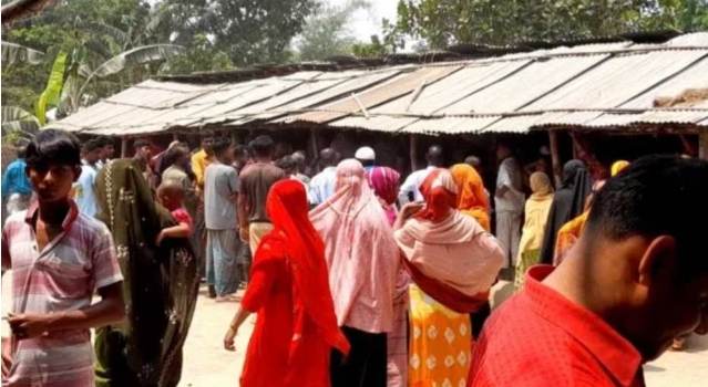 অভিমানে বৃদ্ধা মায়ের আত্মহত্যা