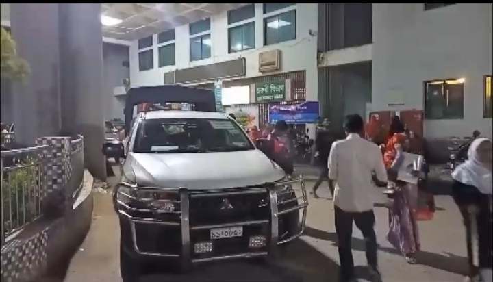 দিনাজপুর ইউপি নির্বাচন শেষে ভোট গণনার সময় পুলিশের গুলিতে নিহত এক আহত ৪