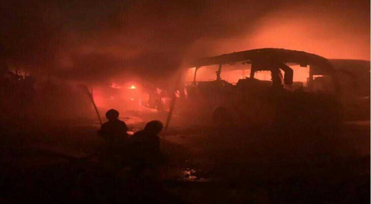 ডেমরায় দাঁড়িয়ে থাকা ৭টি বাসে আগুন