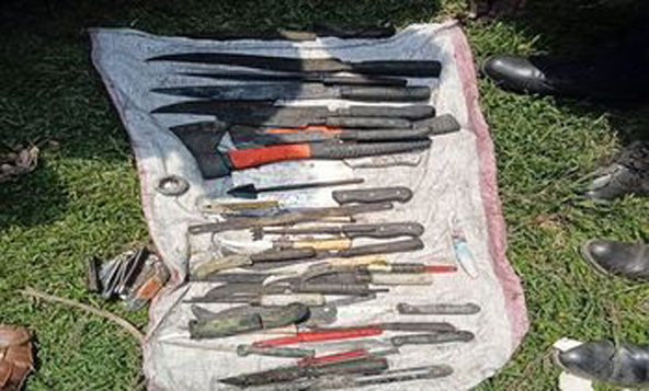 বগুড়ায় করতোয়া নদীতে মিলল বস্তাভর্তি ধারাল অস্ত্র