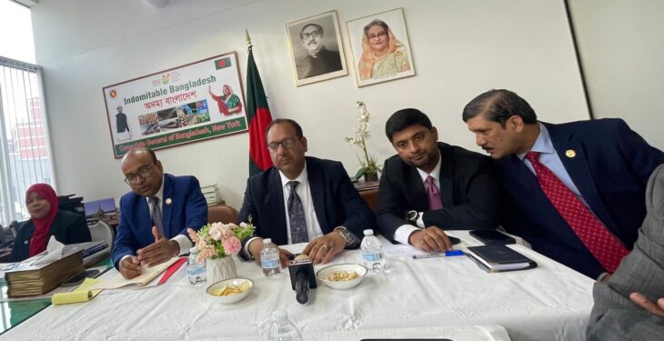 নিউইয়ার্কে জেনারেল এর সাথে প্রিন্ট ও ইলেক্ট্রনিক মিডিয়ার সাংবাদিক মতবিনিময়