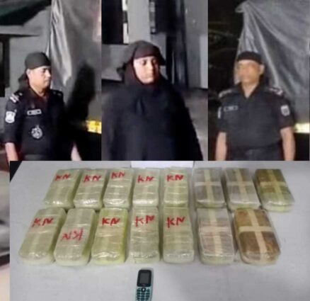 টেকনাফ শাহপরীর দ্বীপে দেড় লাখ ইয়াবাসহ মাদক কারবারী নারী র‍্যাবের হাতে আটক