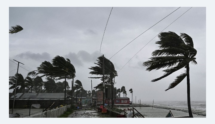 দেশের চার অঞ্চলে ৬০ কিমি বেগে ঝড়ের আভাস
