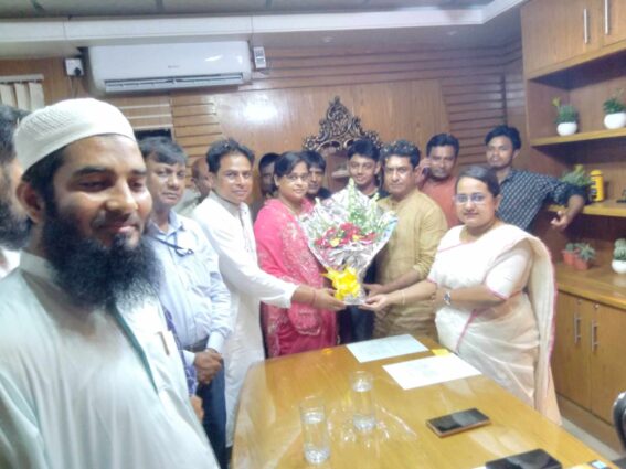 শপথ নিলেন রাজারহাটের নব নির্বাচিত চেয়ারম্যান ও ভাইস চেয়ারম্যান দ্বয়