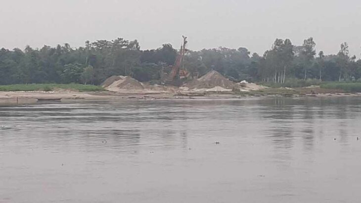 পঞ্চগড়ে নৌকাডুবিতে ৭২ জনের প্রাণহানির পর সেই ঘাটে নির্মাণ হচ্ছে সেতু