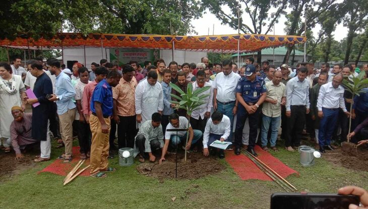 পঞ্চগড়ে তিন উপজেলায় ৩ লাখ বৃক্ষরোপনের কর্মসূচির উদ্বোধন