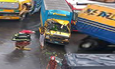 গাজীপুরের কোনাবাড়ী কলেজগেট কভার ভ্যান চালক সড়ক দুর্ঘটনায় নিহত