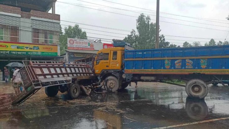 দিনাজপুর ফুলবাড়ীতে ট্রাক ও নছিমনের মুখোমুখি সংঘর্ষে নিহত-২,আহত-৪