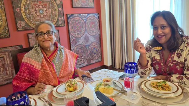 শেখ হাসিনার দিল্লিতে থেকেও তার মেয়ের সঙ্গে কেন এখনো দেখা হল না?