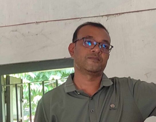 ঠাকুরগাঁও সেটেলমেন্ট অফিসে ই,বি,টি রুলস ১৯৫৫ এর ৩০ বিধির আপত্তি নিষ্পত্তির সময় ভূয়া শাখা সহকারী আটক