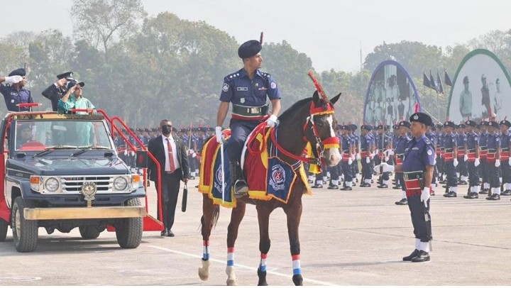 রাজশাহীর একাডেমি থেকে পুলিশের ২৫২ ক্যাডেট এসআইকে অব্যাহতি