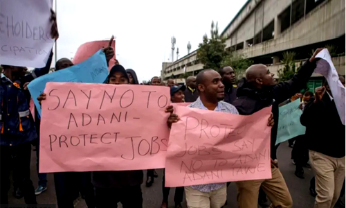 কেনিয়ার প্রেসিডেন্ট আদানি গ্রুপের সাথে বড় চুক্তি বাতিল করেছেন