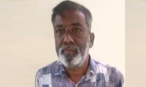 বগুড়া শিবগঞ্জের আঃলীগ নেতা মনিরুজ্জামান গ্রেফতার