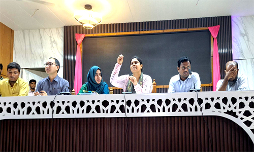 বগুড়ার আদমদীঘিতে নিলামে বিক্রি হল ১৪৬টি গাছ