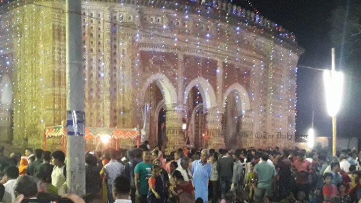 দিনাজপুরের ঐতিহাসিক কান্তজিউ মন্দির প্রাঙ্গনে মাসব্যাপী রাস মেলা শুরু 