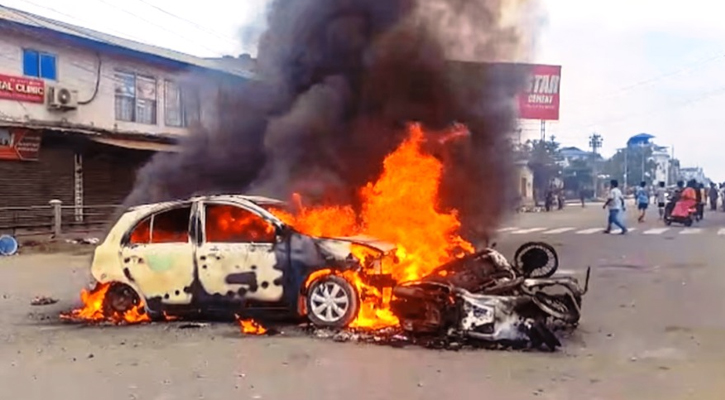 ভারতের মণিপুর আবারও অশান্ত, বিপুল সেনা মোতায়েন