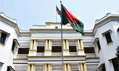 ভারতীয়দের জন্য ভিসা সীমিত করলো বাংলাদেশ