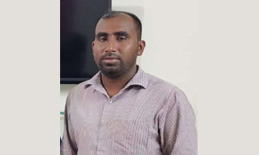 তাহিরপুরে চোরাকারবারীদের গডফাদার সীমান্তের চিহিৃত চাঁদাবাজ রফ মিয়াকে আটক