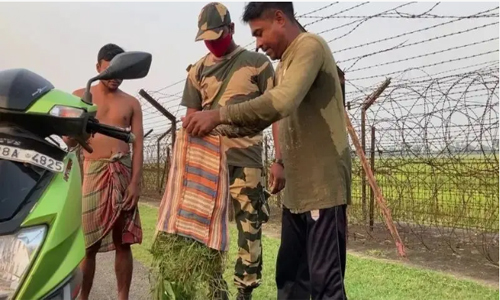 অগাস্টের পরে বাংলাদেশ থেকে হিন্দুরা নয় বেশি সংখ্যায় ভারতে গেছেন মুসলিমরাই