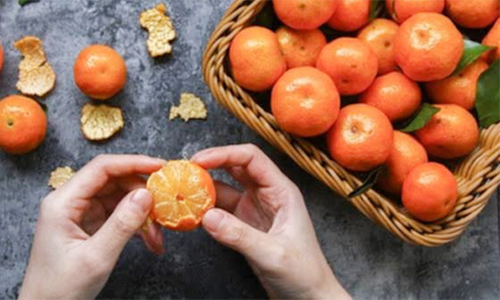 কমলালেবুর খোসা খেলে শরীরে যা ঘটে