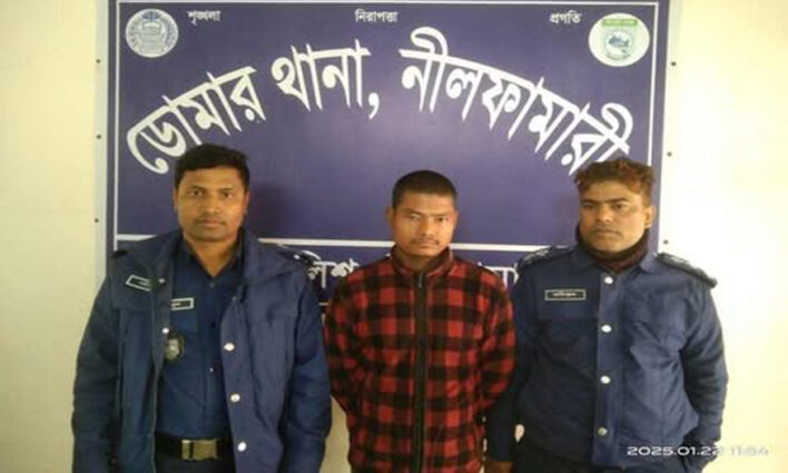 ডোমারের ছেলের কোঁদালের কোপে মৃত্যুর সঙ্গে পাঞ্জা লড়ছেন পিতা অনিল