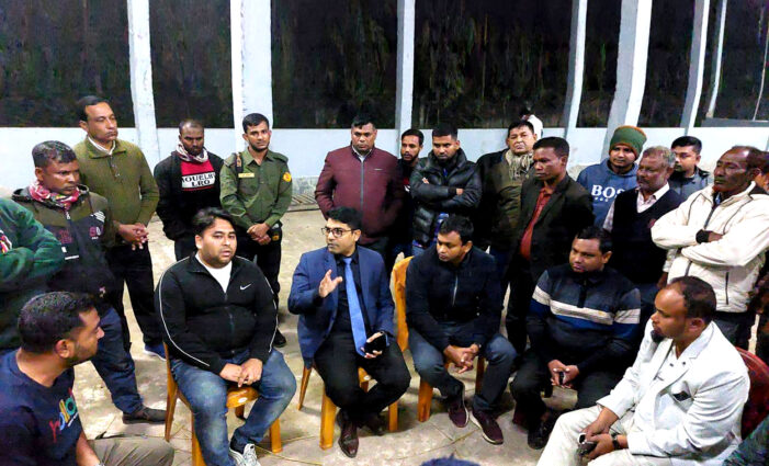 ঠাকুরগাঁও আউলিয়াপুর শাহী হিমাগার-৬ এ সন্ত্রাসী হামলায় ব্যাপক ক্ষতি