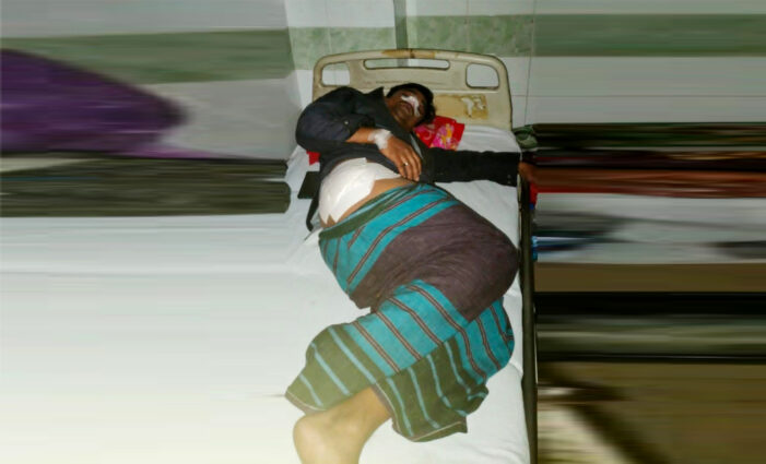 দিনাজপুরে ব্যাংক কর্মচারীর উপর হামলা ঘটনায় প্রেসক্লাবে সংবাদ সম্মেলন