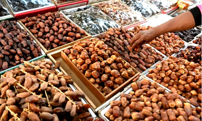 ফিতরা কী? ইসলাম ধর্মে এর হিসাব কীভাবে করা হয়?