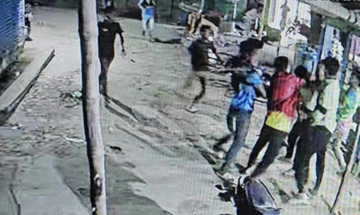 সুনামগঞ্জে ব্যবসা প্রতিষ্ঠানে চাঁদাবাজি হামলা ও লুটপাট