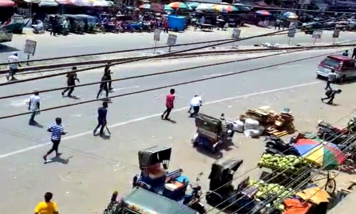 দাগনভূঞায় বিএনপির দুইপক্ষের বাজার ইজারা নিয়ে দ্বন্দ্বের জেরে সংঘর্ষ