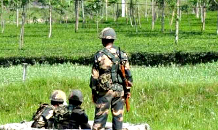 ঠাকুরগাঁওয়ের বালিয়াডাঙ্গী সীমান্ত এলাকায় দুই যুবককে ধরে নিয়ে গেছে বিএসএফ