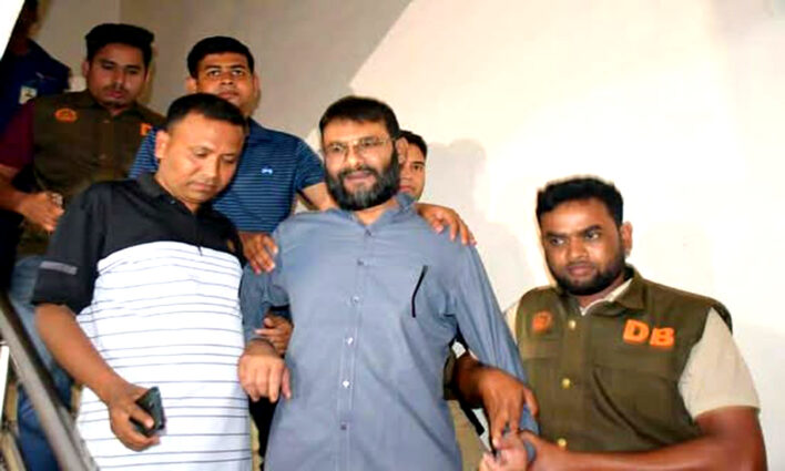 গাইবান্ধা-২ সাবেক সংসদ সদস্য সারোয়ার কবীর দিনাজপুরে গ্রেফতার