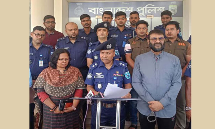 দিনাজপুরে এক রাতেই গাইবান্ধা সদর-২ আসনের সাবেক এমপিসহ ৭০ জনকে ডেভিলহান্ট অপারেশনে আটক