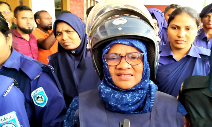 ঠাকুরগাঁওয়ের সাবেক আওমী মেয়র বন্যার জামিন নামঞ্জুর করে কারাগারে পাঠানোর নির্দেশ