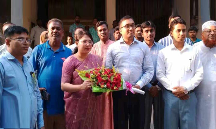 ডোমারে নতুন ইউএনও শায়লার যোগদান এবং নাজমুলের বিদায় সংবর্ধনা