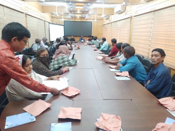 পার্বতীপুরে প্রান্তিক জনগোষ্ঠীকে নিয়ে সমাজসেবার সেমিনার