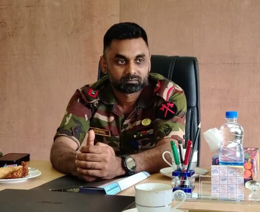 দিনাজপুরে মব ভায়োলেন্সের বিরুদ্ধে সেনবাহিনী জিরো টলারেন্স নীতি গ্রহণ অধিনায়ক লে.কর্ণেল আরাফাতের