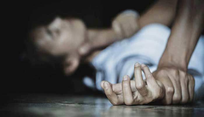 রাণীশংকৈলে প্রতিবন্ধী তরুণীকে ধর্ষণ:বিএনপি নেতার শালিসে ধর্ষকের শাস্তি মাত্র ৬ হাজার টাকা