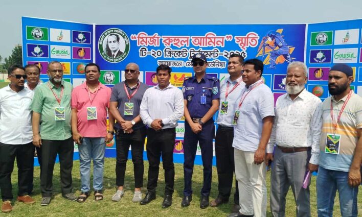 ঠাকুরগাঁওয়ে মির্জা রুহুল আমিন স্মৃতি টি-২০ ক্রিকেট টুর্নামেন্ট উদ্বোধন