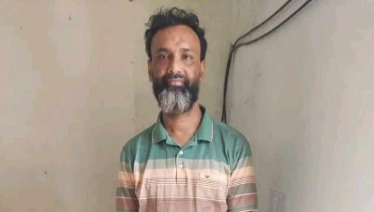 আওমী ও যুবলীগের ৩ জন নেতা কর্মী নওগাঁয় বেড়াতে এসে গ্রেপ্তার 