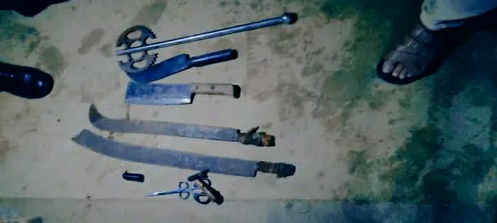 বগুড়ায় চালিতাবাড়ি গ্রামে সংঘর্ষ ও ককটেল বিস্ফোরণের ঘটনা ঘটেছে