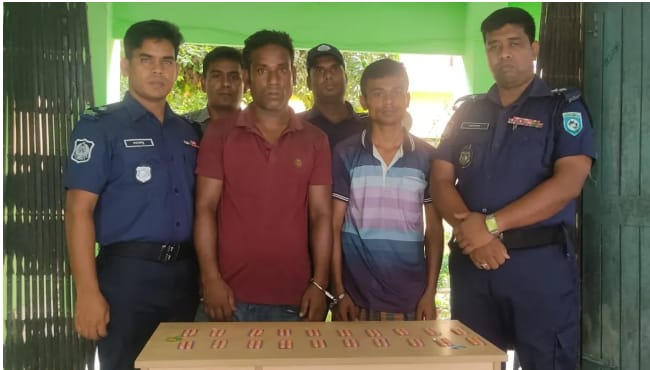 পঞ্চগড়ের তেঁতুলিয়ায় ২০০ পিস ইয়াবা ট্যাবলেটসহ গ্রেপ্তার ২জন