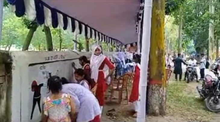 বিরামপুরে জুলাই গণঅভ্যুত্থান বর্ষপূর্তি পালন উপলক্ষে ২৪ এর রঙে গ্রাফিতি ও চিত্রাংকন প্রতিযোগিতা